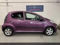 PEUGEOT 107