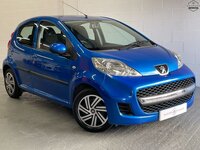 PEUGEOT 107