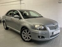 TOYOTA AVENSIS